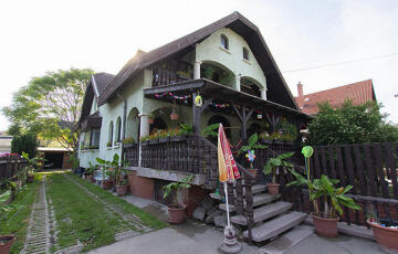 Eladó családi ház