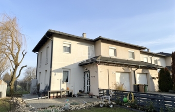 Eladó családi ház