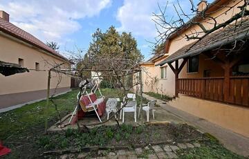 Eladó családi ház