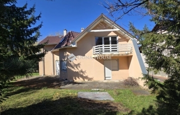 Eladó családi ház