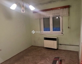 Eladó lakás Komló 18 500 000 Ft