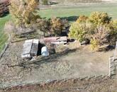 Nyársapáton eladó tanya nagy telekkel és gazdasági épületekkel!