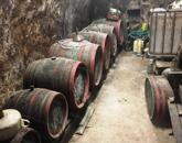 Elvehetetlen örök panorámás pince-présház