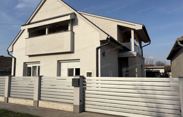 Eladó családi ház