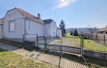 Eladó családi ház