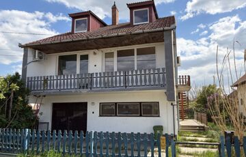 Eladó családi ház