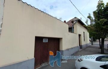 Eladó családi ház