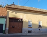 Eladó családi ház Baja 14 000 000 Ft