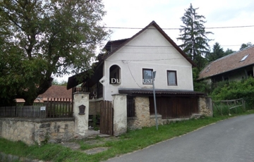 Eladó családi ház