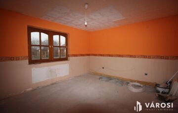 Eladó családi ház