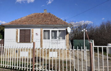 Eladó üdülő/nyaraló