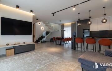 Eladó családi ház