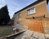 Eladó családi ház Pécs 69 900 000 Ft