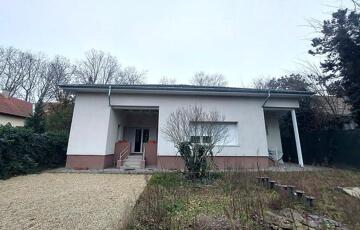 Kiadó családi ház