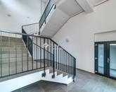 Kiadó iroda/üzlethelyiség Pécs 2 542 Ft