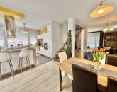 Eladó családi ház Pécs 134 990 000 Ft