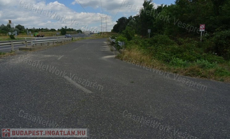 Eladó várpalotai ipari ingatlan                                 