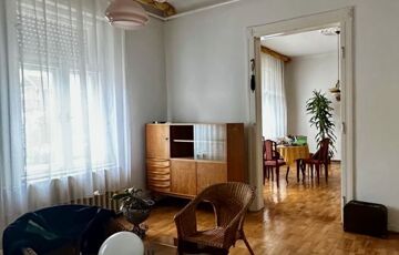 Eladó családi ház