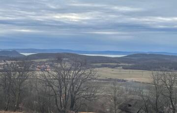 Eladó telek/földterület