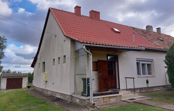 Eladó családi ház