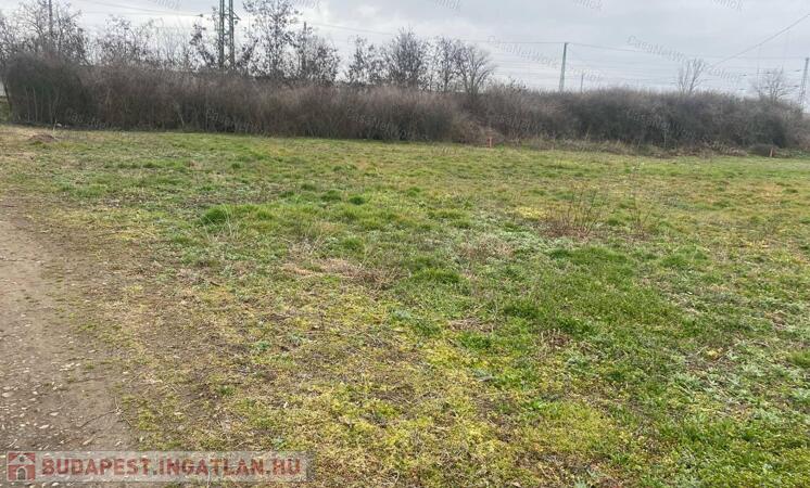 Szajolban építési telek vasúthoz közel                                 