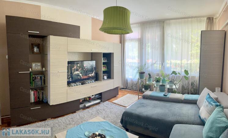 1+2 félszobás jó állapotú, 1.emeleti lakás eladó!                                 