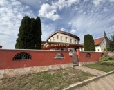 Eladó családi ház Pécs 79 900 000 Ft