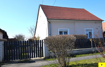 Eladó családi ház