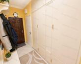 Szolnokon, a Tallinn városrészben 2 szobás 1. emeleti lakás eladó!