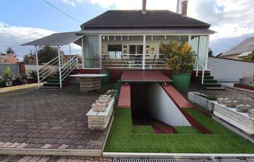 Eladó családi ház