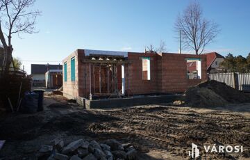 Eladó családi ház