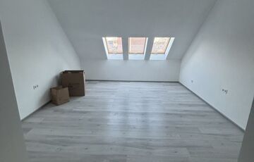 Kiadó iroda/üzlethelyiség