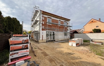 Eladó családi ház