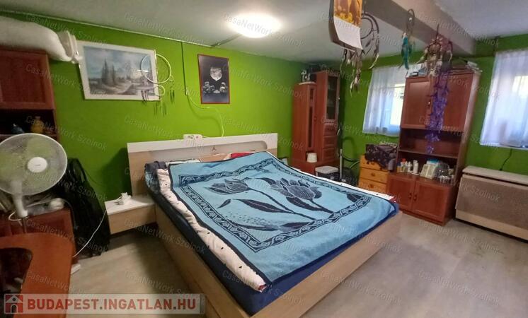 Eladó Rákóczifalván 64 nm-es, 3 szobás családi ház, telek 811 nm-es                                 