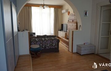 Eladó lakás