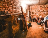 Eladó családi ház Pécs 170 000 000 Ft