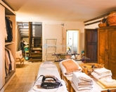 Eladó családi ház Pécs 170 000 000 Ft