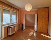 Szolnok belvárosában 36 nm-es, 1.emeleti lakás eladó!