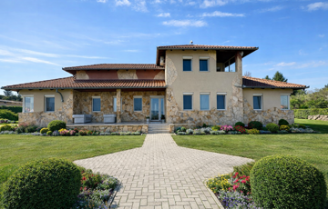 Eladó családi ház