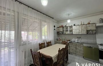 Eladó családi ház