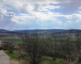 Panorámás, építhető ZÁRTKERT eladó PÉCSELYEN