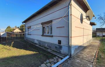 Eladó családi ház