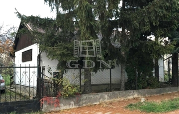 Eladó családi ház