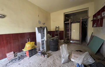 Eladó ipari ingatlan