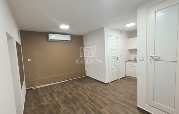 Kiadó iroda/üzlethelyiség