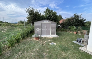 Eladó lakás