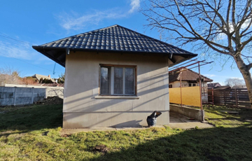 Eladó családi ház