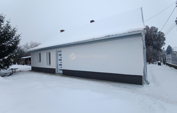 Eladó családi ház