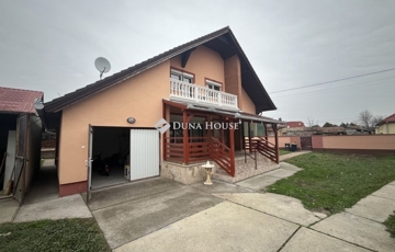 Eladó családi ház