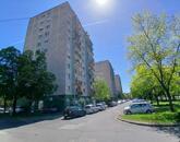 ELADÓ 1. emeleti Ceglédi 57 m2 Panellakás.